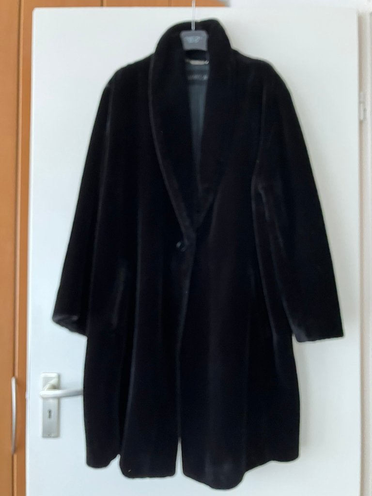 Marc Cain fake fur jas n3 maat 38 oversized model, Kleding | Dames, Maat 38/40 (M), Marc Cain, Verzenden, Zwart