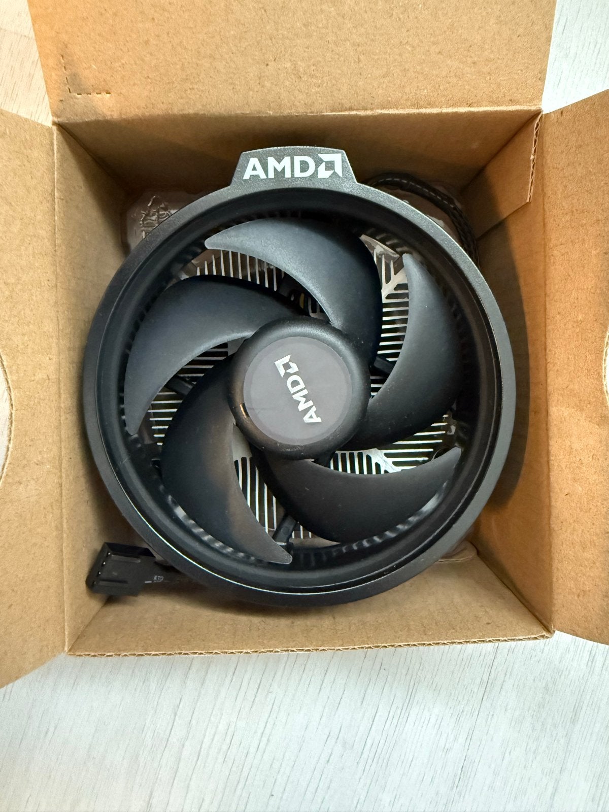 AMD Wraith Stealth koeler voor Ryzen 3600 - zo goed als nieu, Ophalen of Verzenden, Zo goed als nieuw, Luchtkoeling