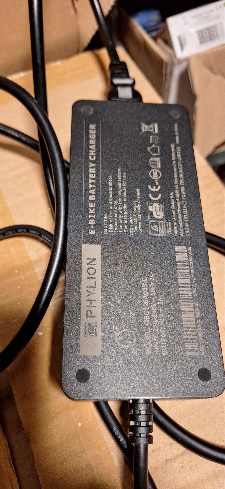 Elektrische fiets oplader, Ophalen