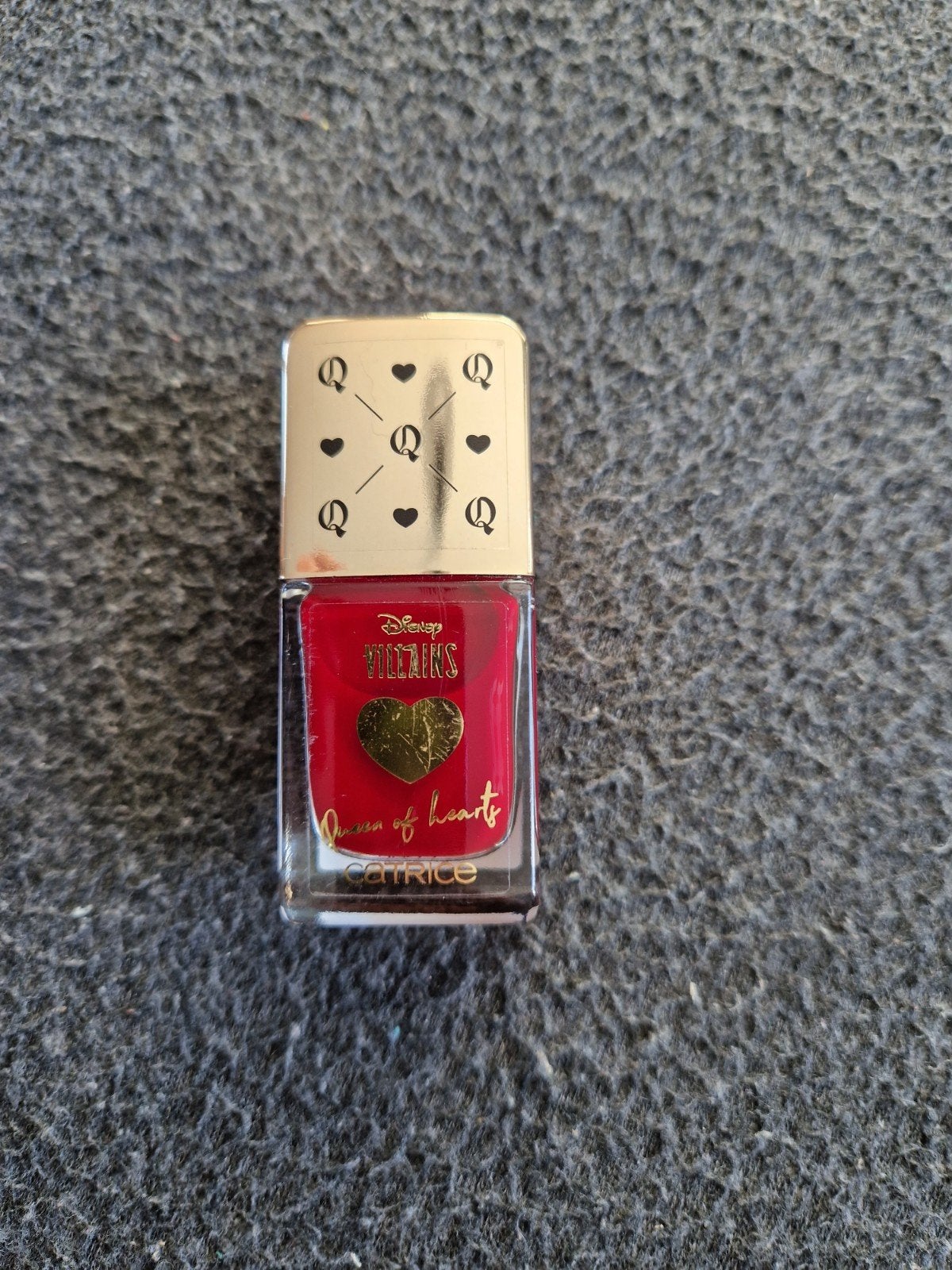 Catrice Disney Villains Nagellak - Queen of Hearts, Ophalen of Verzenden, Nieuw, Overige typen