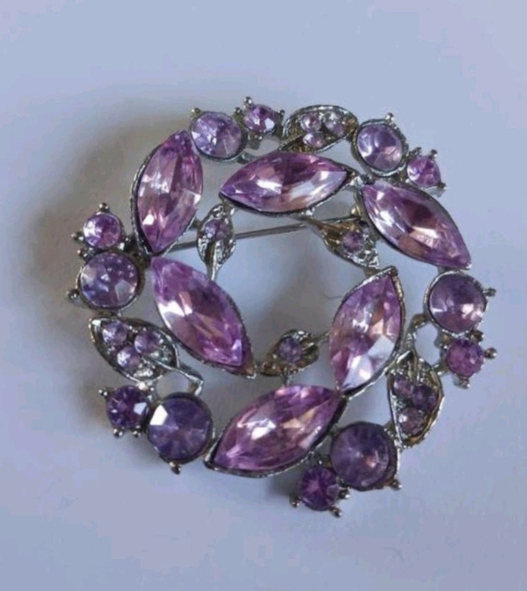 Vintage broche, Ophalen of Verzenden, Zo goed als nieuw, Overige materialen