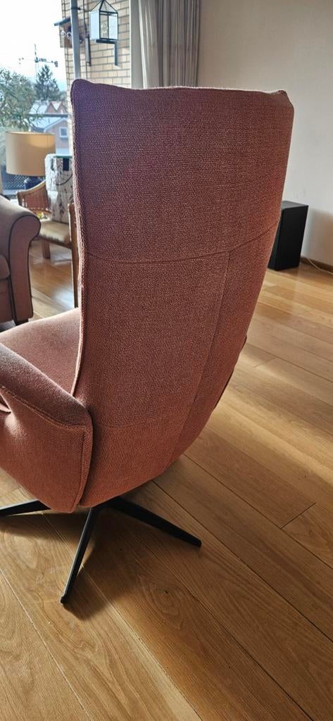 2 Mooie stoelen - Leolux stijl comfortabele seniorenstoel, Huis en Inrichting, Fauteuils, Gebruikt, Stof, Minder dan 50 cm, 75 tot 100 cm