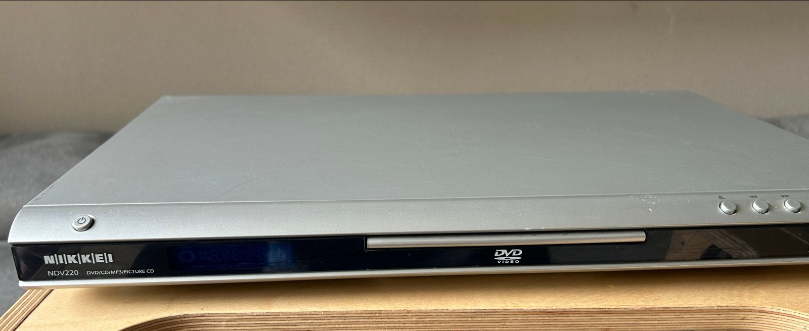 Nikkei NDV220 DVD-speler - Zilver, Ophalen of Verzenden, Gebruikt, Dvd-speler, Overige merken