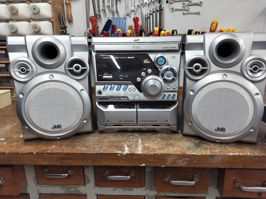 Stereo set