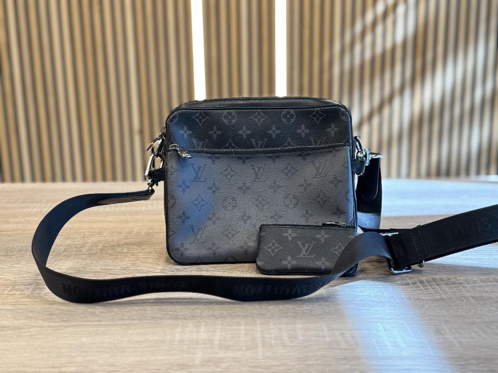 Louis Vuitton Trio Messenger, Sieraden, Tassen en Uiterlijk, Tassen | Schoudertassen, Gebruikt, Overige merken, Zwart, Leer, Ophalen
