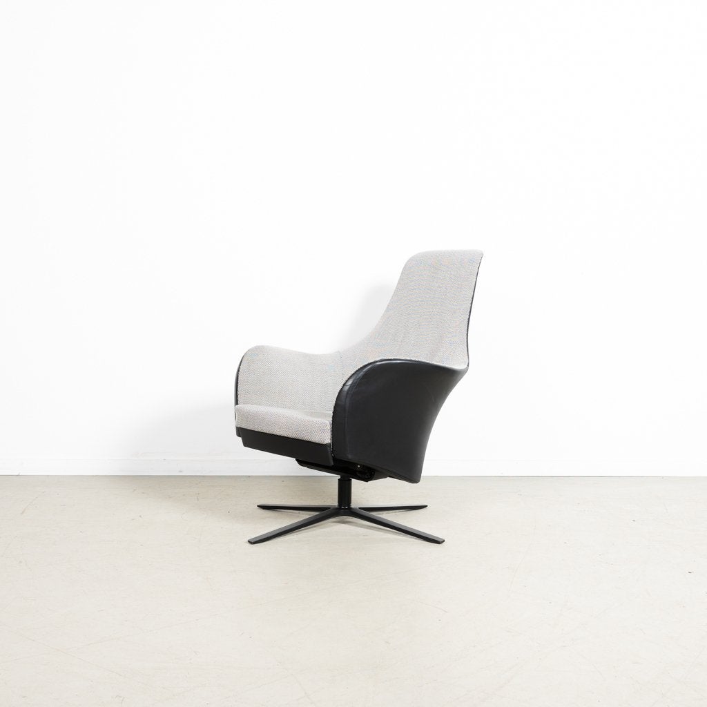 Montis Marvin Fauteuil Lichtgrijs/Zwart Stof/Leer, Niet ingevuld, Zo goed als nieuw, Niet ingevuld, Niet ingevuld