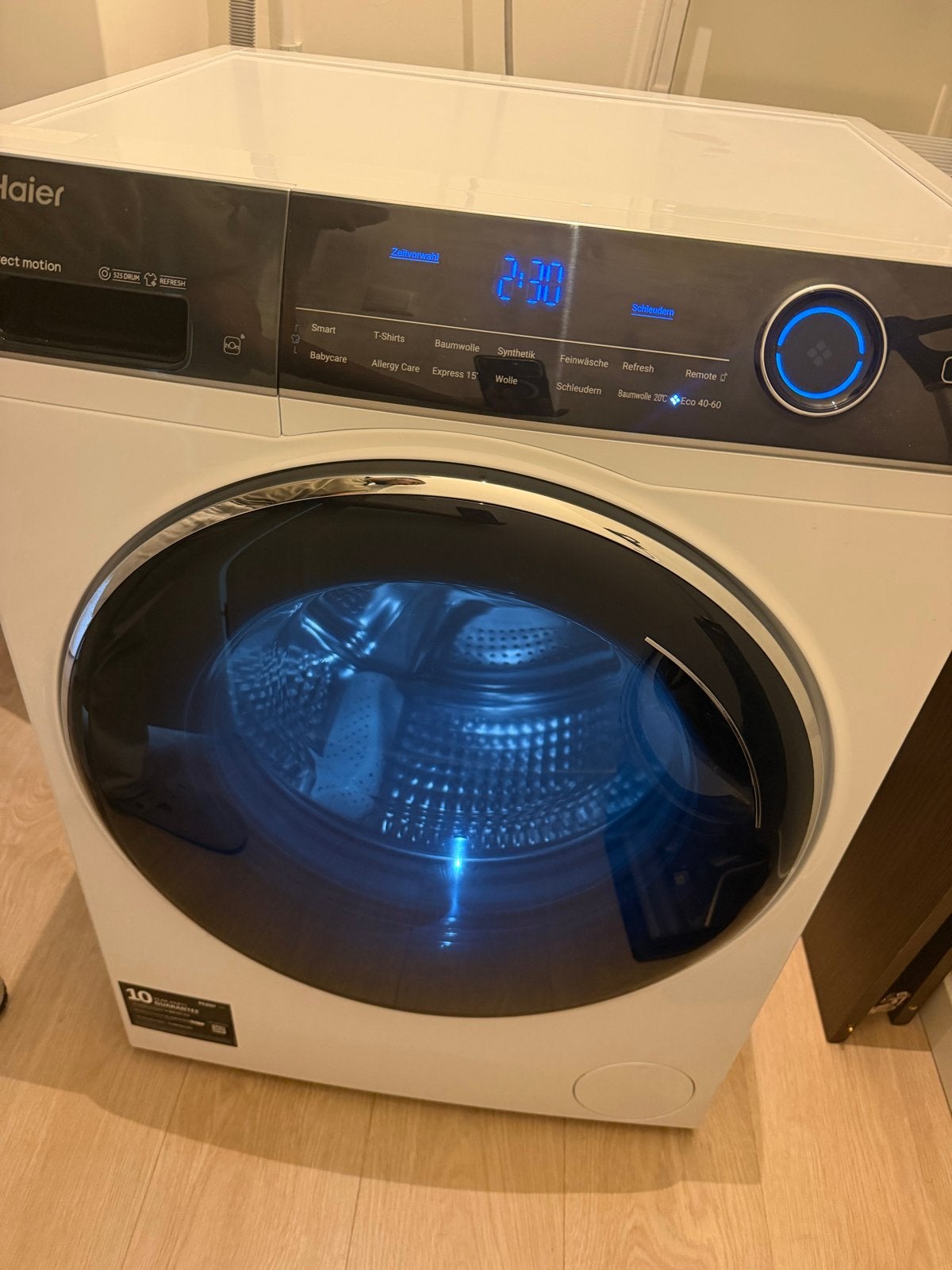 Wasmachine - Haier HW90-BD14979U1, Ophalen, 1200 tot 1600 toeren, 8 tot 10 kg, Zo goed als nieuw