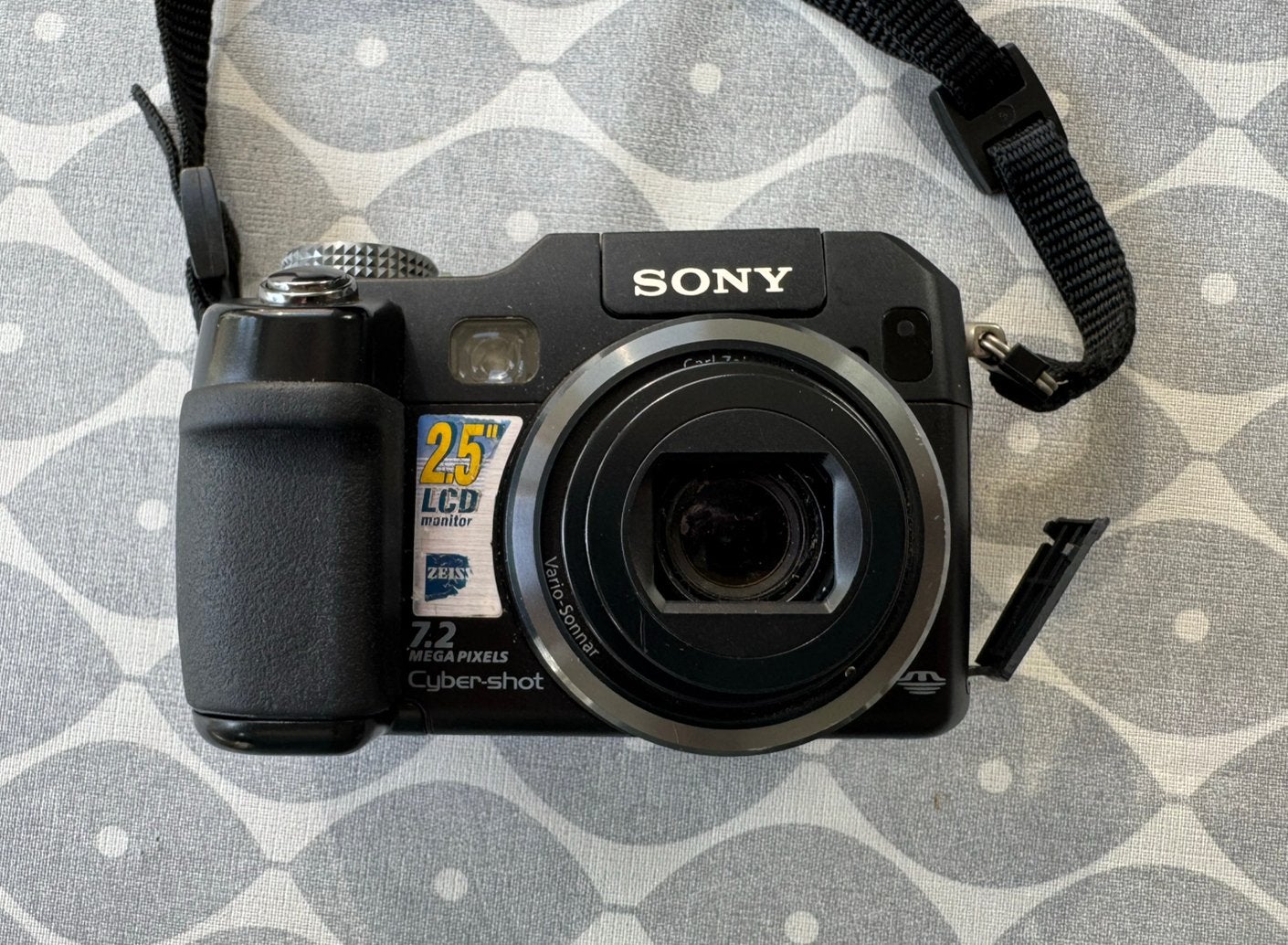 Sony Cyber-shot DSC-V3 – 7.2 MP, Carl Zeiss, digitale camera, Gebruikt, Accu, Ophalen of Verzenden, Compactcamera