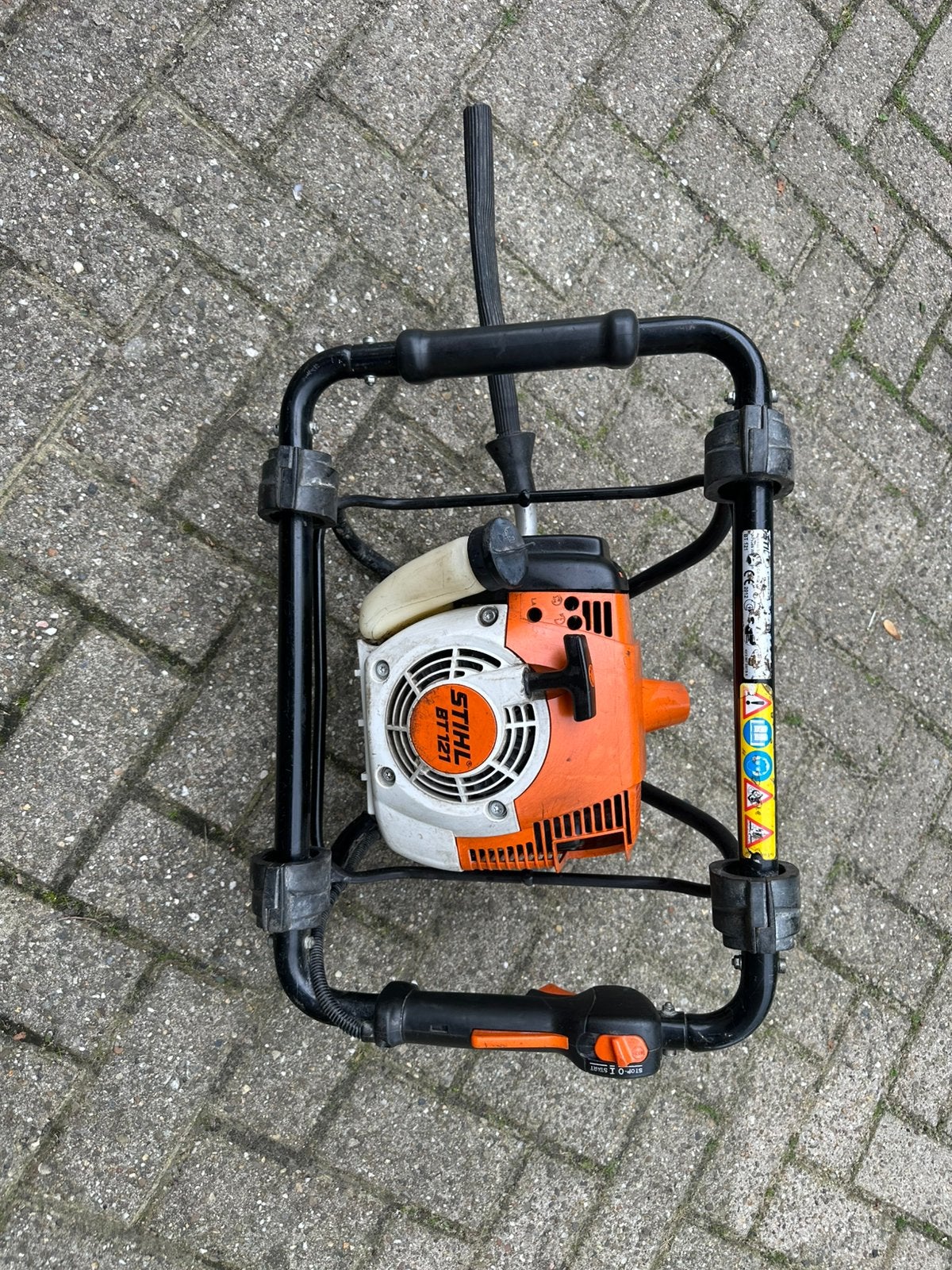 Stihl 121 moter grondboor, Ophalen of Verzenden, Zo goed als nieuw