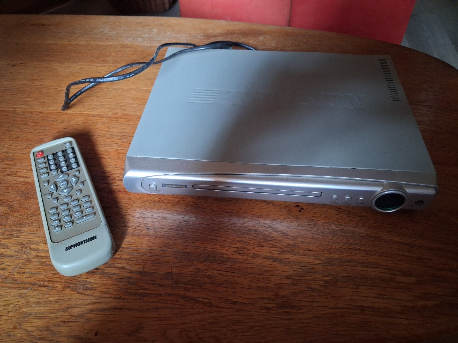 Provision DVD speler met afstandsbediening voor €3,50, Ophalen of Verzenden