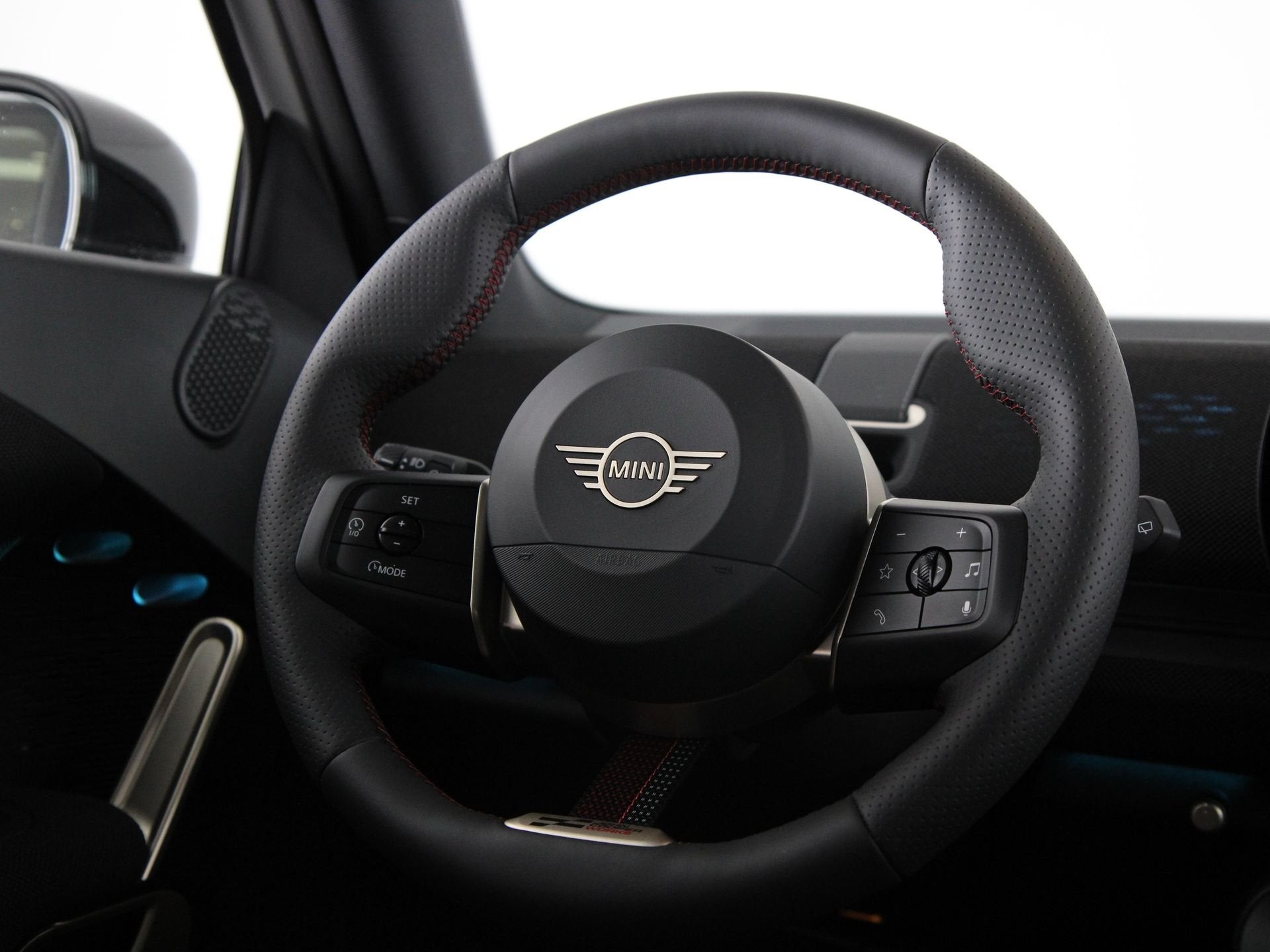MINI Aceman SE John Cooper Works Pakket M PRIVATE LEASE EUR, Auto's, Zwart, Wit, Aceman, Nieuw