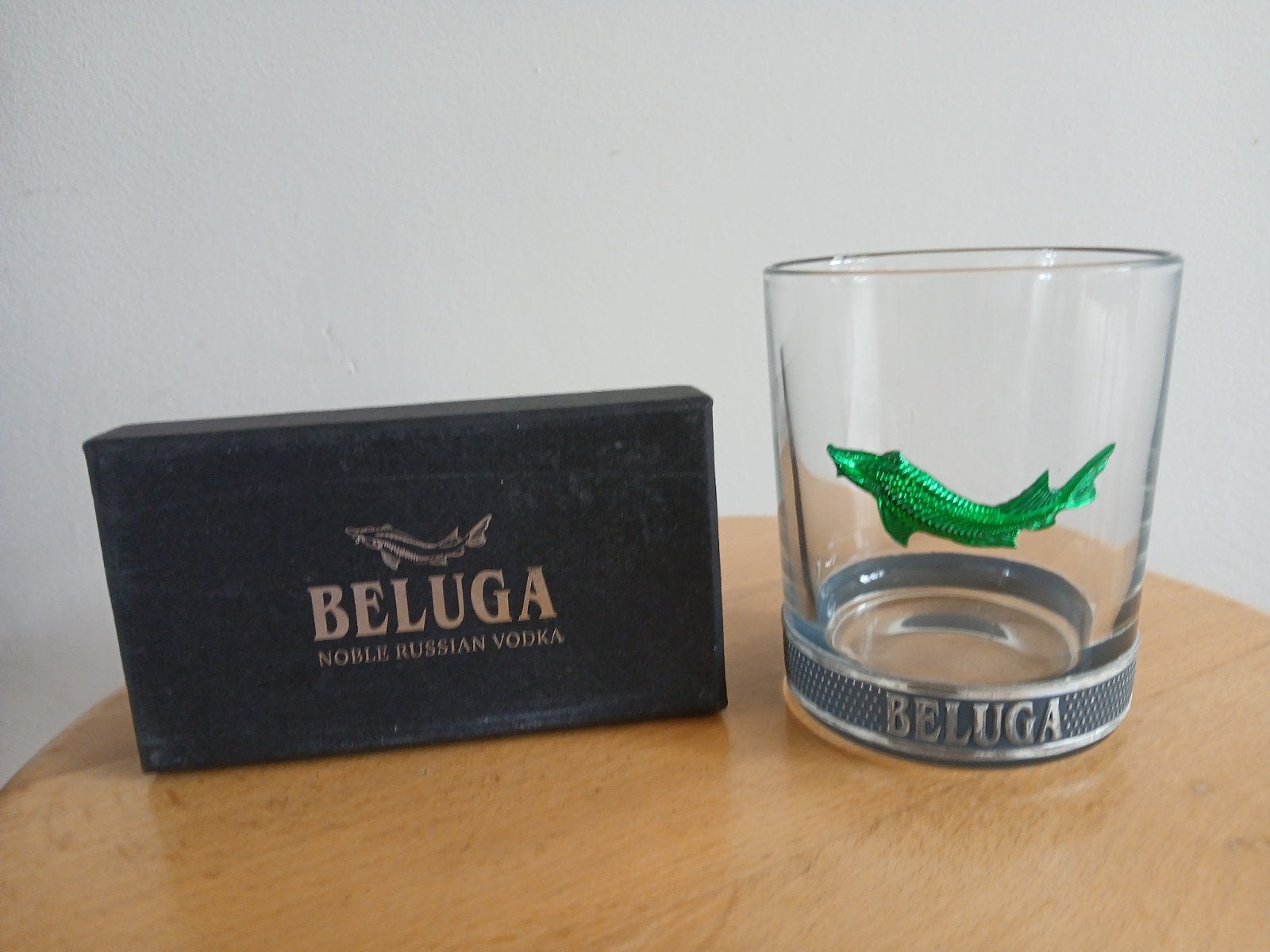 Beluga Russian Vodka tumbler en Flesstopper., Verzamelen, Ophalen of Verzenden, Nieuw, Gebruiksvoorwerp