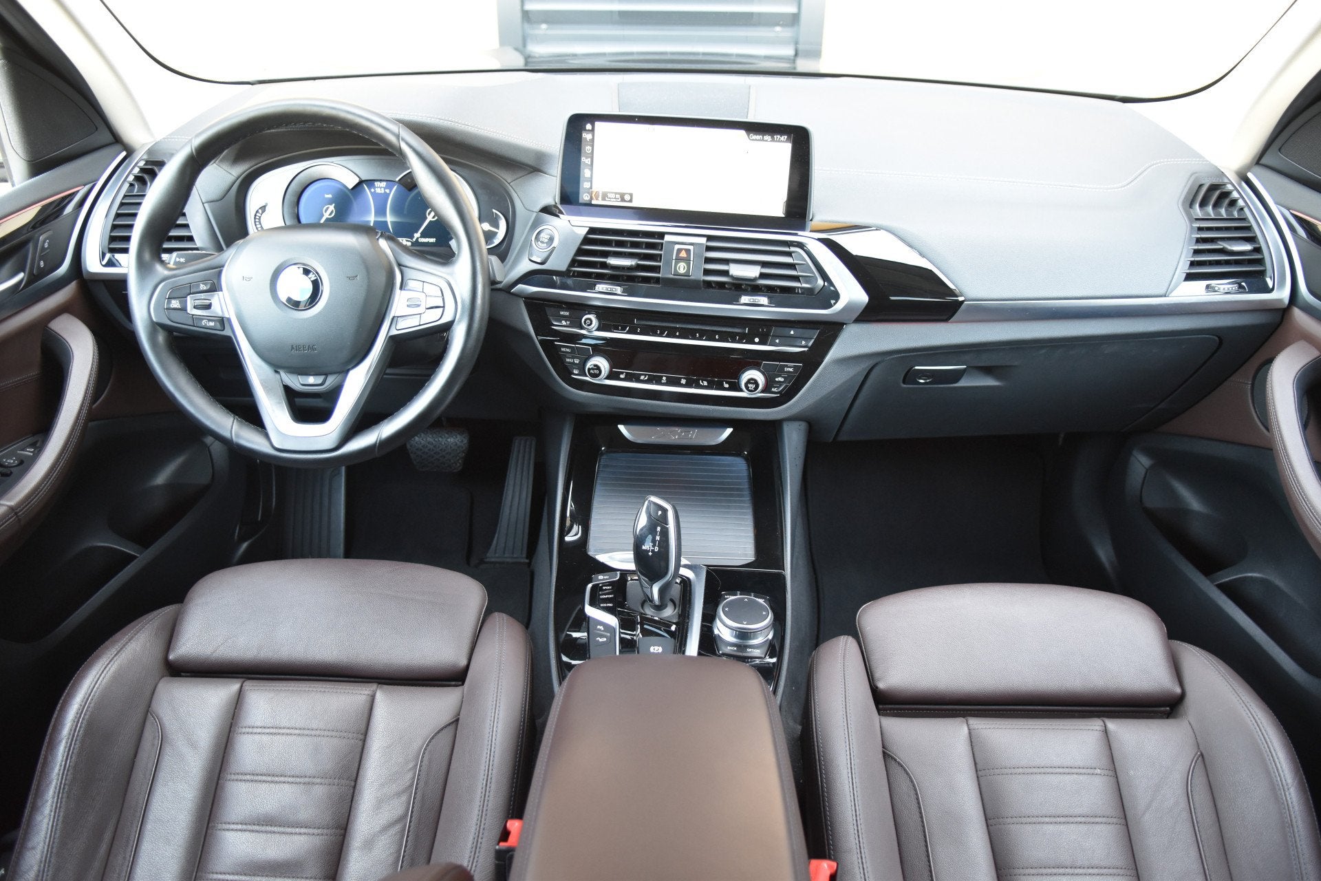 BMW X3 xDrive20i High Executive * Sportstoelen * Stuurverwar, Auto's, Automaat, Gebruikt, 4 cilinders, Met garantie (alle)
