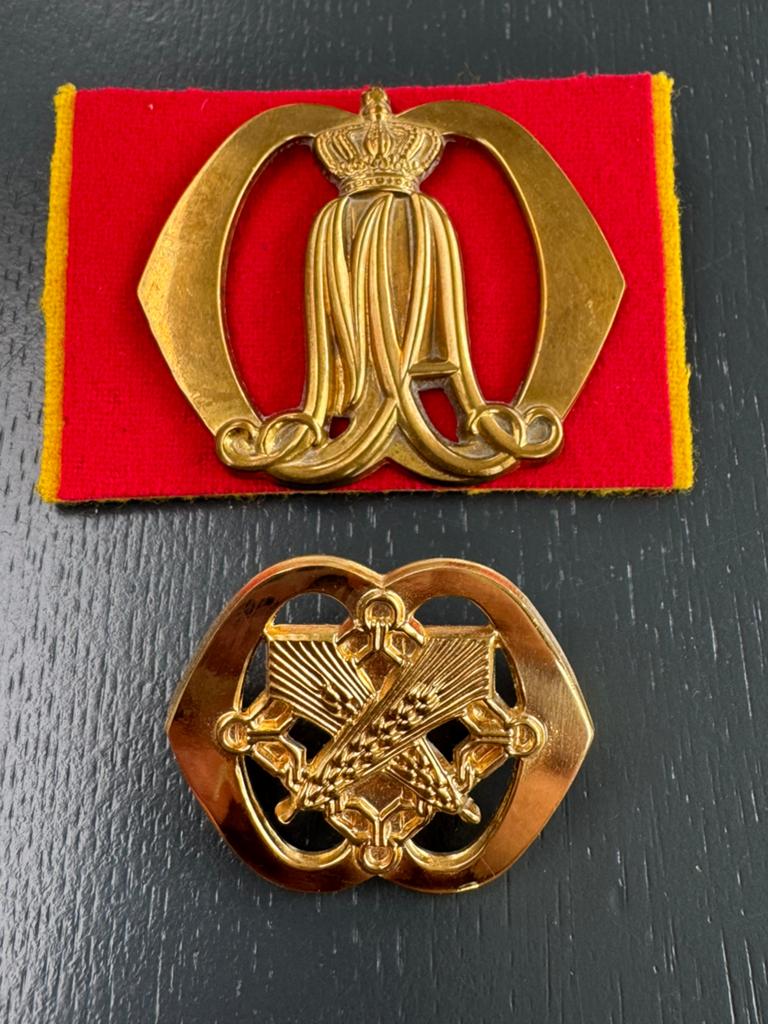 KL proef baretembleem LMB Intendance, Ophalen of Verzenden, Landmacht, Nederland, Embleem of Badge