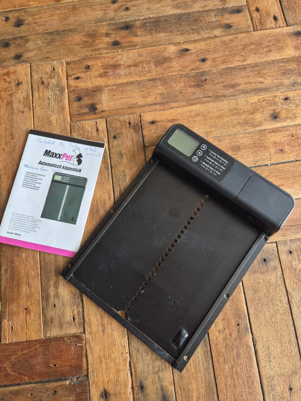 Automatisch luik voor een kippen- knaagdieren- of konijne, Dieren en Toebehoren, Knaagdieren en Konijnen | Hokken en Kooien, Minder dan 60 cm
