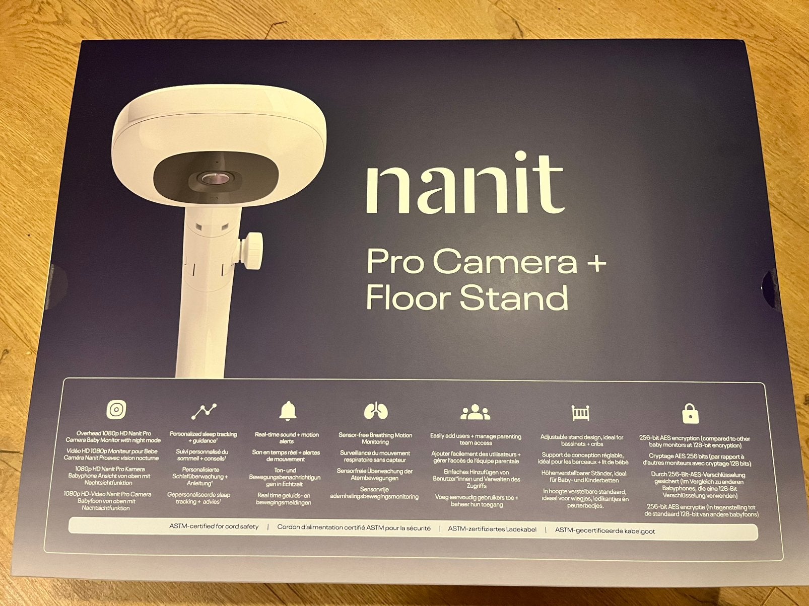 Nanit Pro Camera + Vloerstandaard Nieuw en Ongeopend, Kinderen en Baby's, Babyfoons, Ophalen of Verzenden, Nieuw, 250 meter of meer