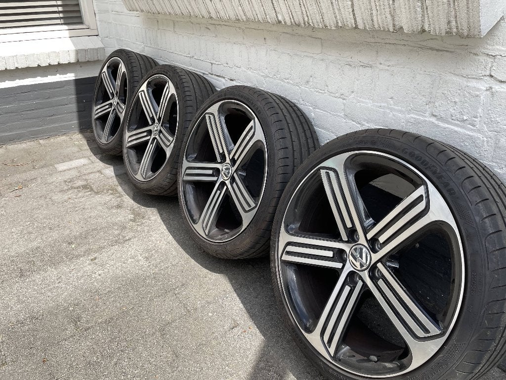 Originele 19 inch Volkswagen Cadiz velgen (5x112), Gebruikt, Velg(en), 235 mm, Personenwagen