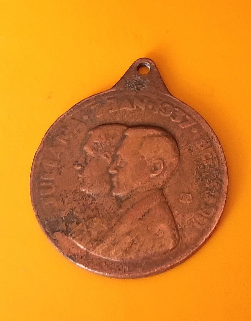 Bodemvondst -> Penning Huwelijk Juliana & Bernard 1937, Postzegels en Munten, Ophalen of Verzenden, Brons, Nederland