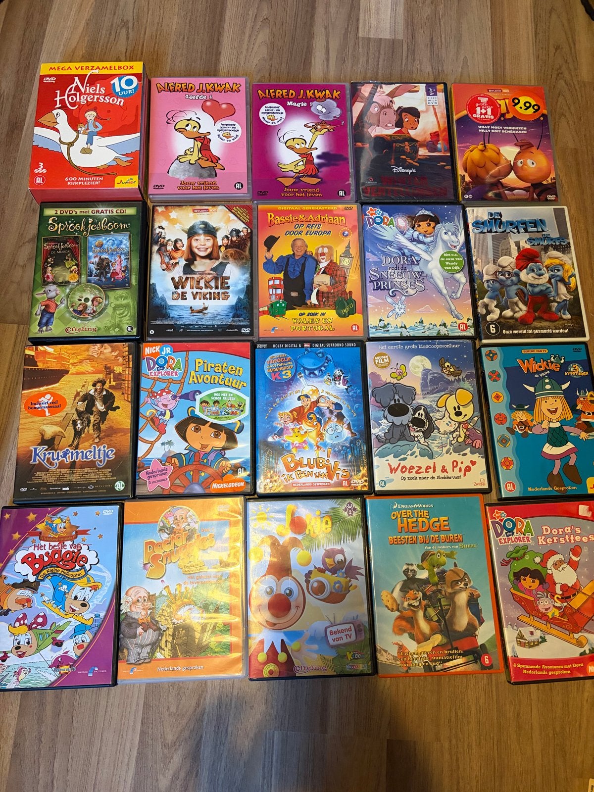 Grote collectie kinderfilms en series op DVD, Cd's en Dvd's, Ophalen, Gebruikt, Animatie, Verzamelbox