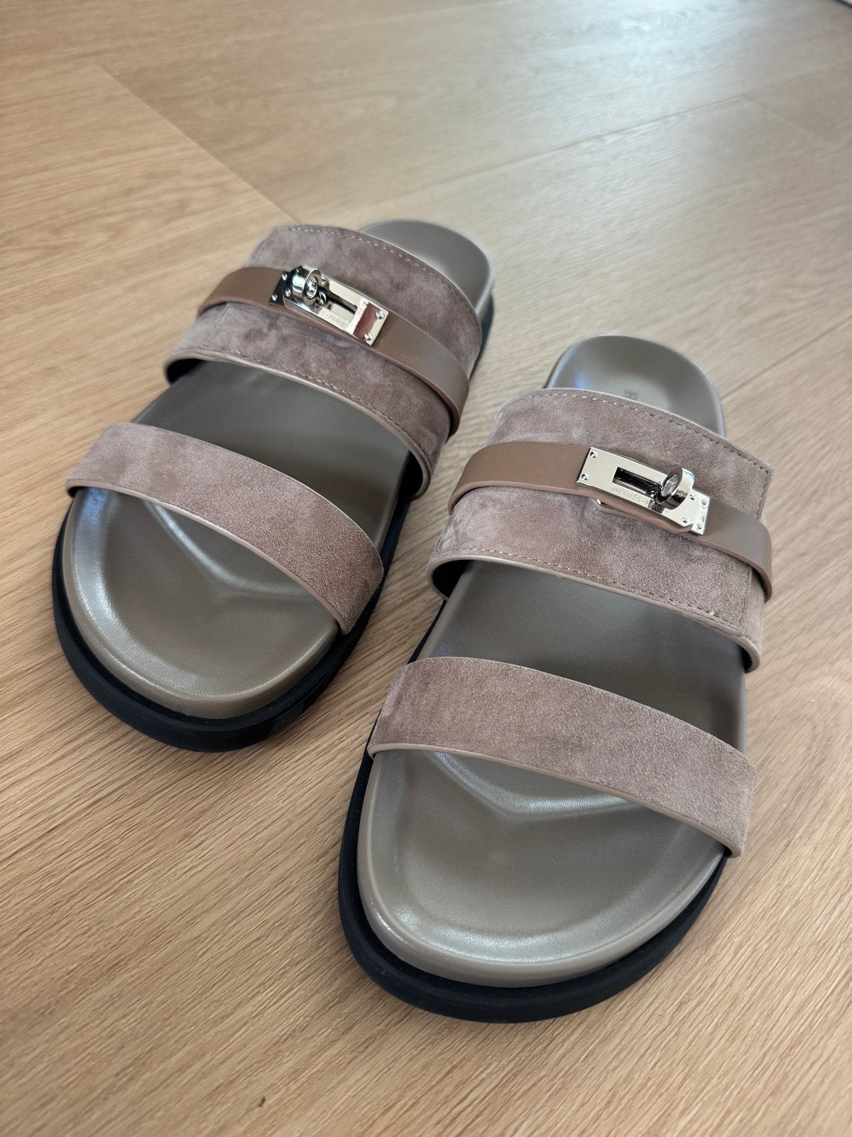 Nieuwe Hermes Sandalen Maat 45, Kleding | Heren, Schoenen, Ophalen of Verzenden, Nieuw, Overige kleuren, Sandalen