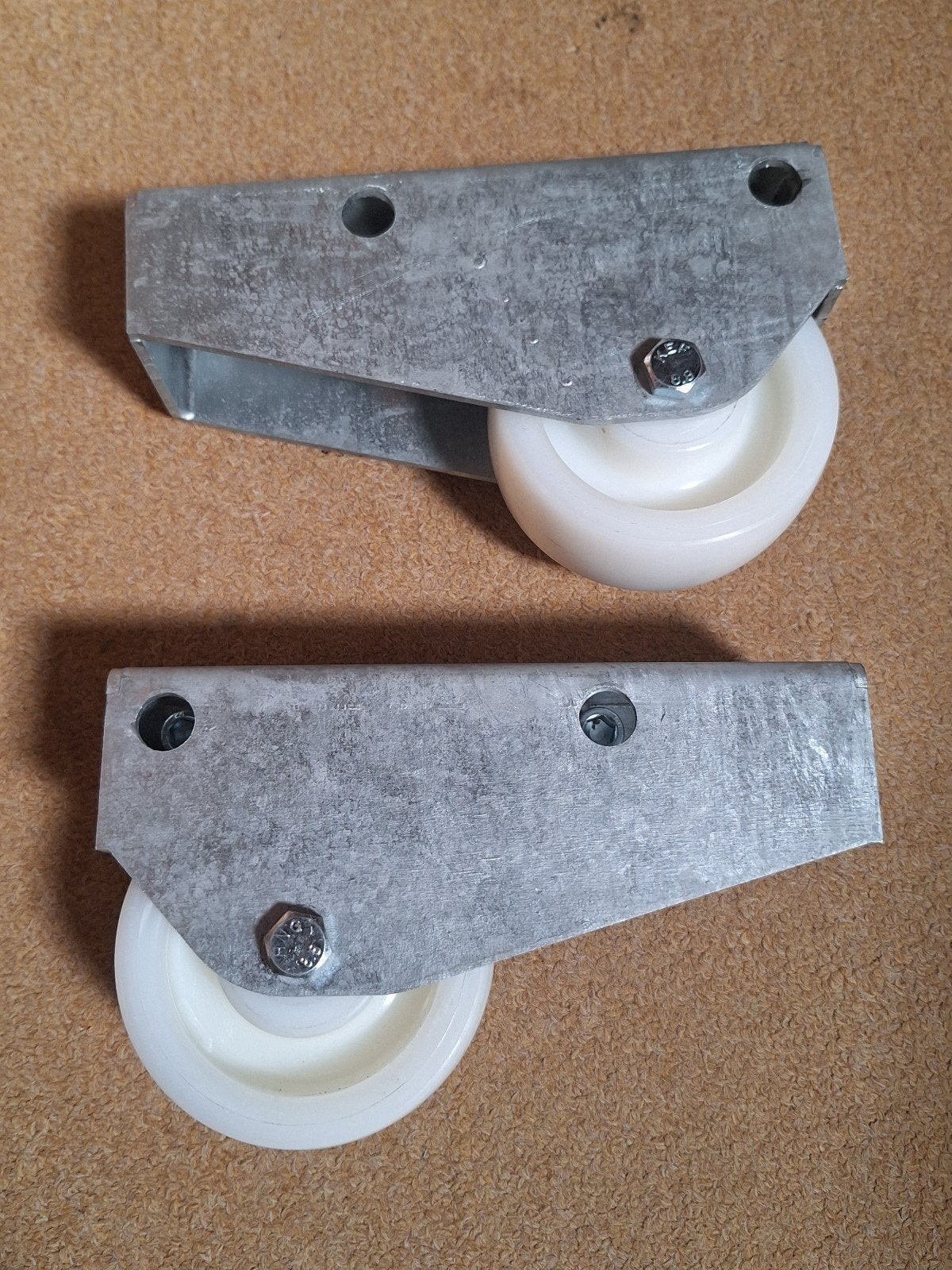 2 Nieuwe stootwielen voor camper of caravan met nylon rollen, Ophalen of Verzenden, Nieuw