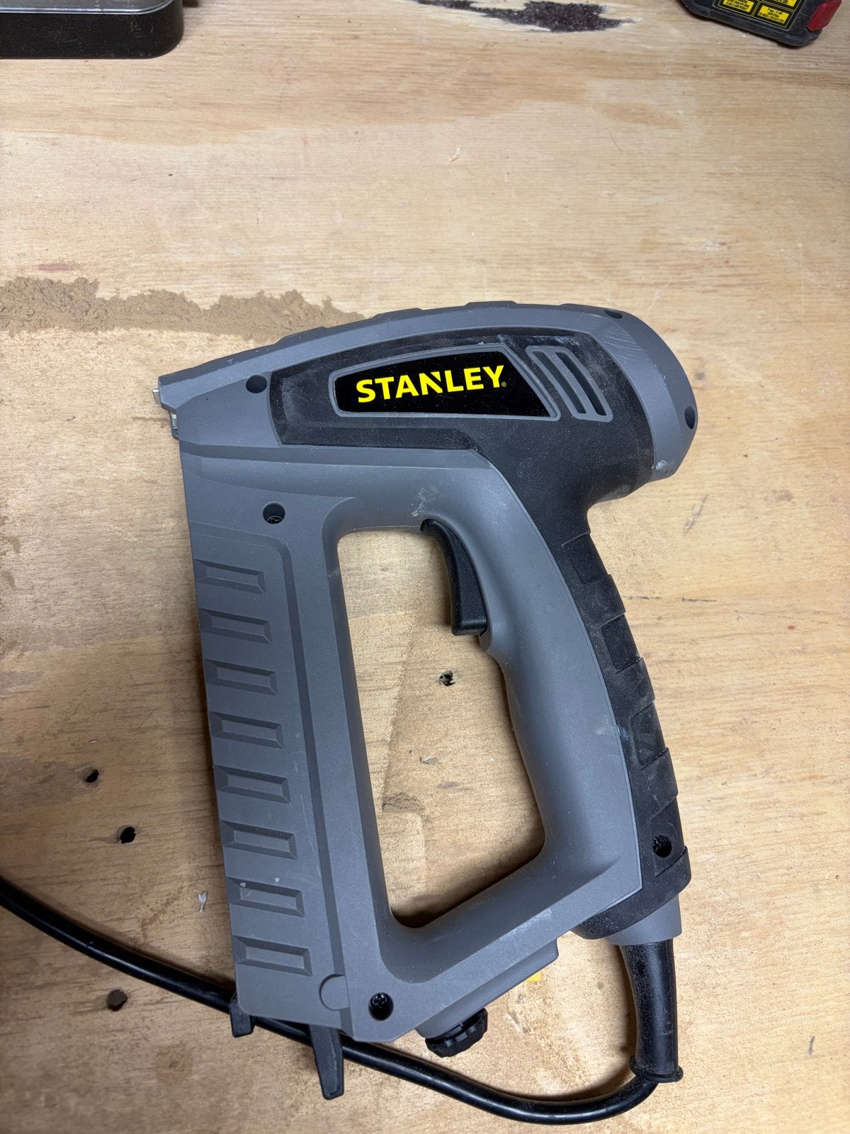 Stanley elektrische tacker - Zo goed als nieuw, Ophalen of Verzenden, Zo goed als nieuw