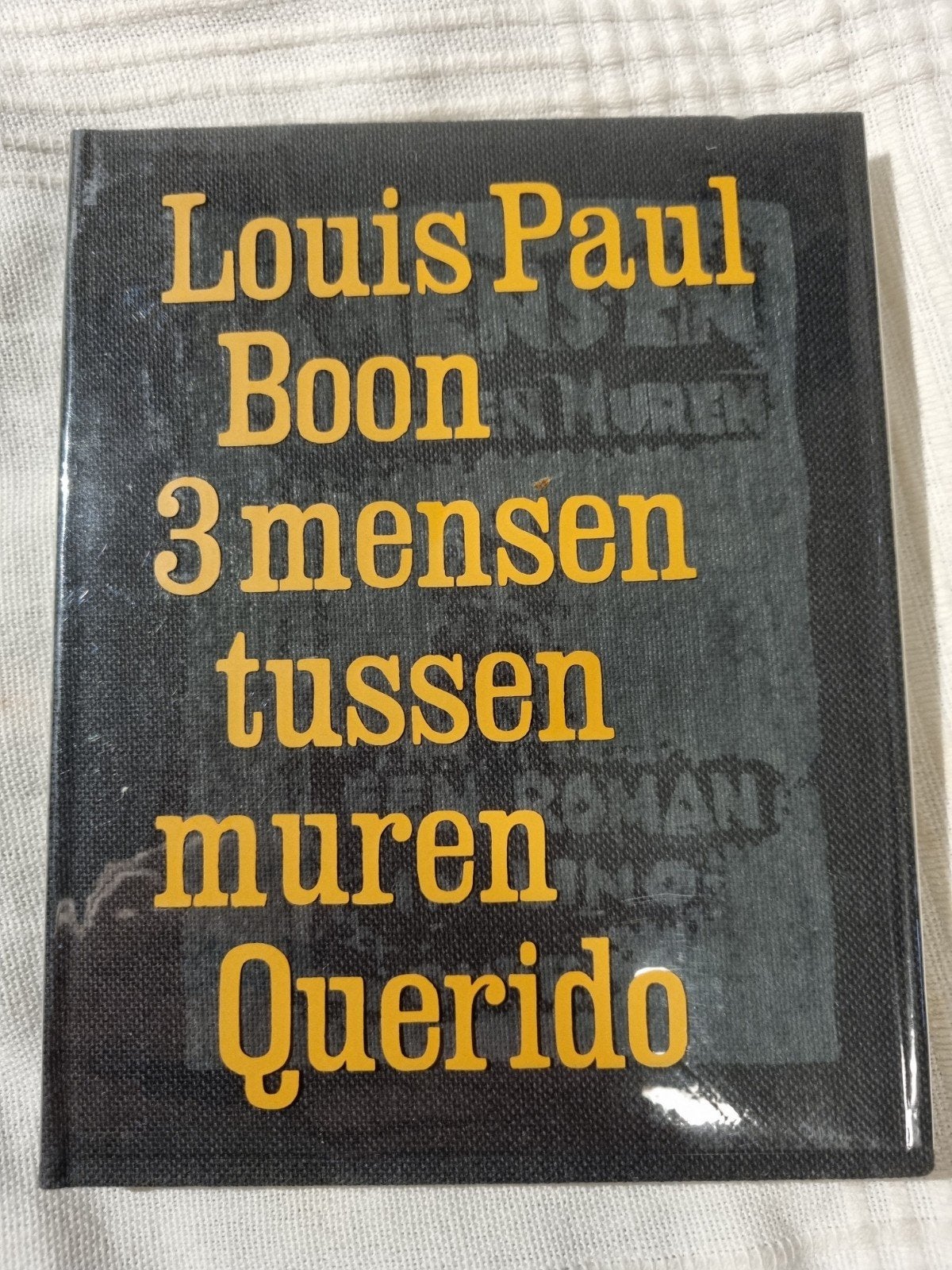 Louis Paul Boon - 3 mensen tussen muren (1969), Ophalen of Verzenden, Zo goed als nieuw, Louis Paul Boon, Nederland