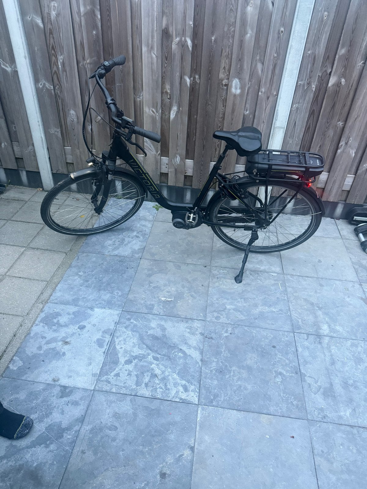 Victoria E-trekking 5.9 E-bike met Bosch Active Line 53cm, Fietsen en Brommers, Gebruikt, 51 tot 55 cm, 30 tot 50 km per accu