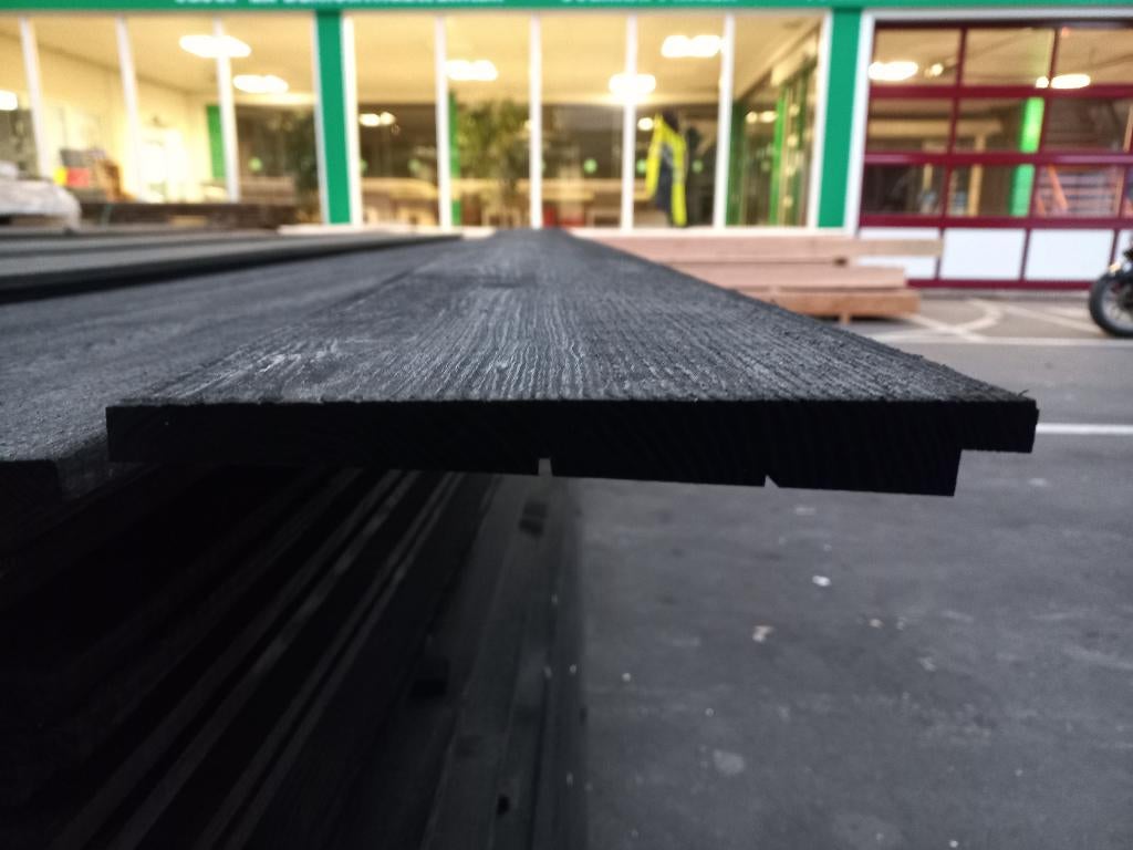 Grenen planken zweeds rabat zwart gedompeld. 10/24x195mm, Ophalen, Minder dan 25 mm, Grenen, Plank