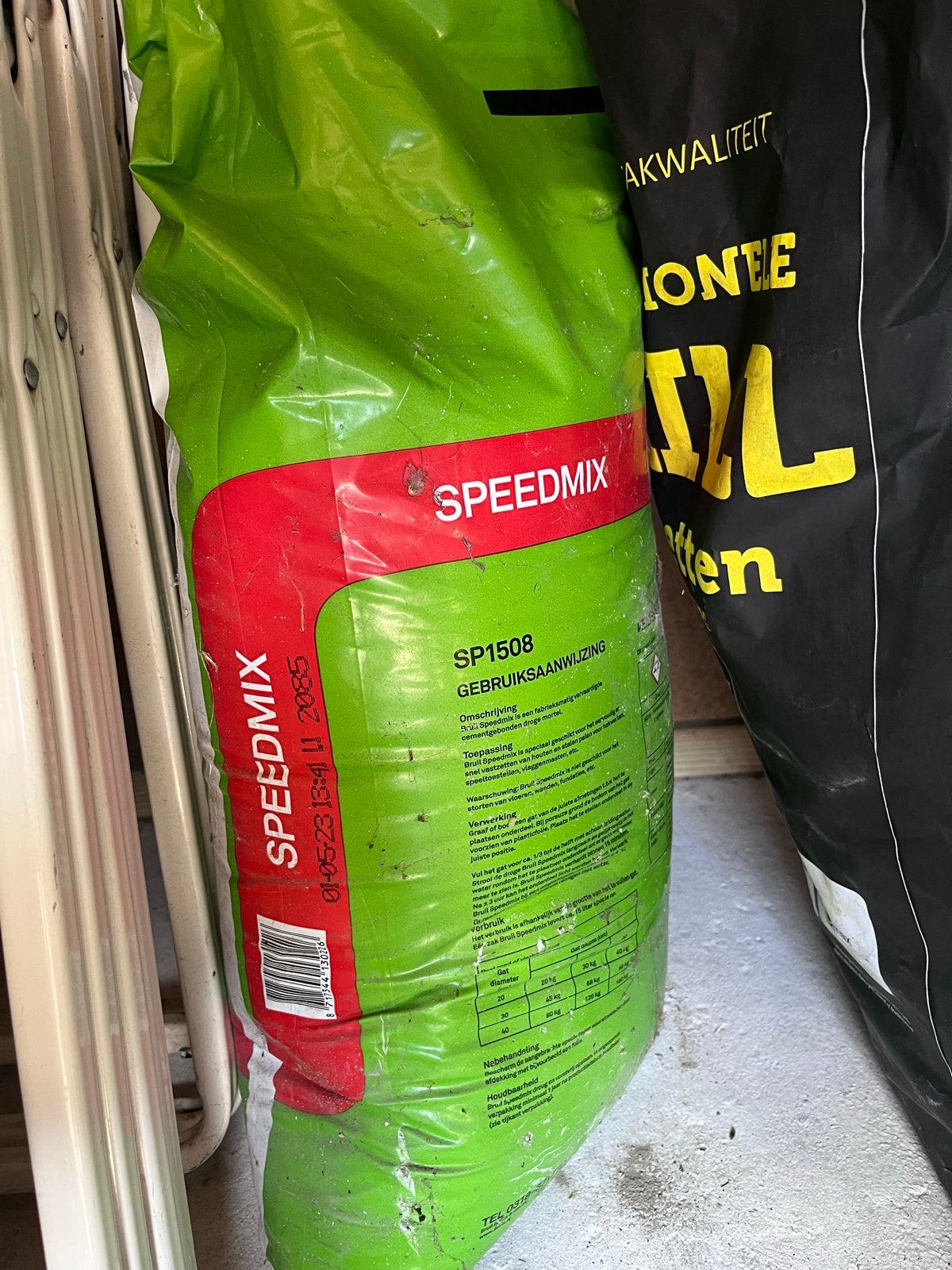 Speedmix SP1508 - 1 volle zak en 1 halve zak, Ophalen