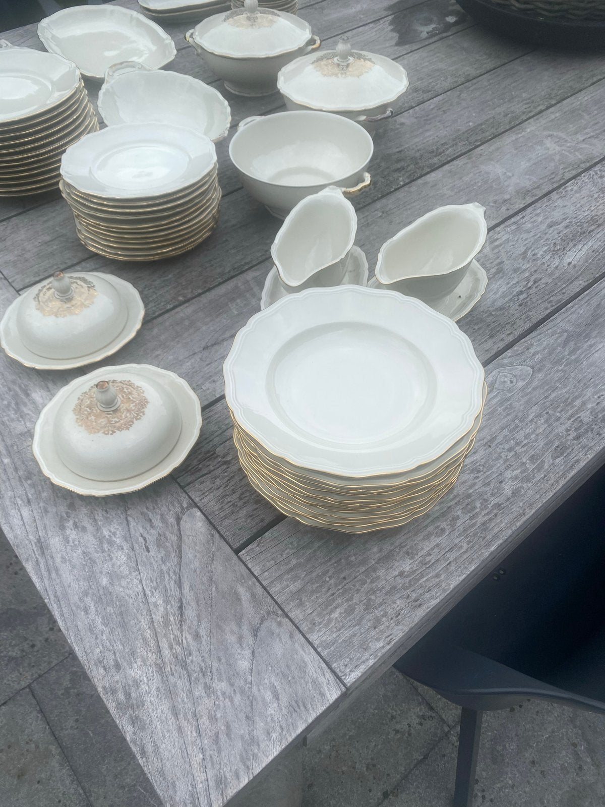 Uitgebreid Johann Haviland Bavaria servies - Goudrand, Antiek en Kunst, Ophalen