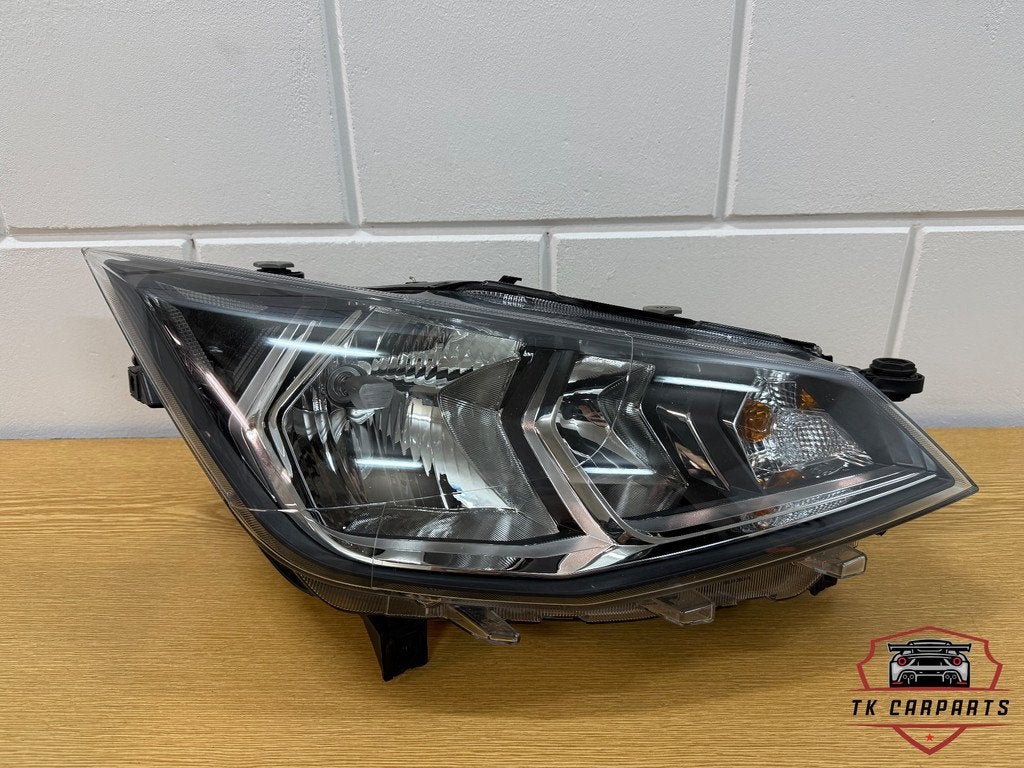 Seat Ibiza 6F / Arona led halogeen koplamp R 6f1941016b, Autovia A-2, Km 585 585
08760  Martorell, ES, Nieuw, Ophalen of Verzenden