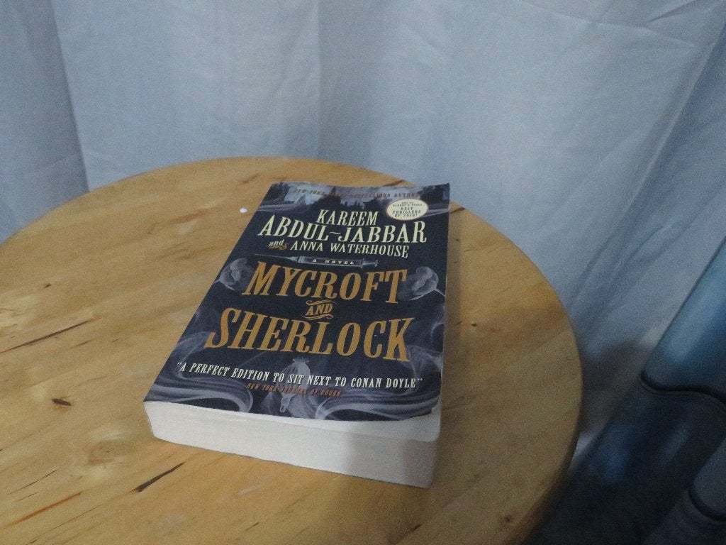 engels talig Mycroft Sherlock anna waterhouse Kareem Abdul, Ophalen of Verzenden, Gelezen, Kareem Abdul