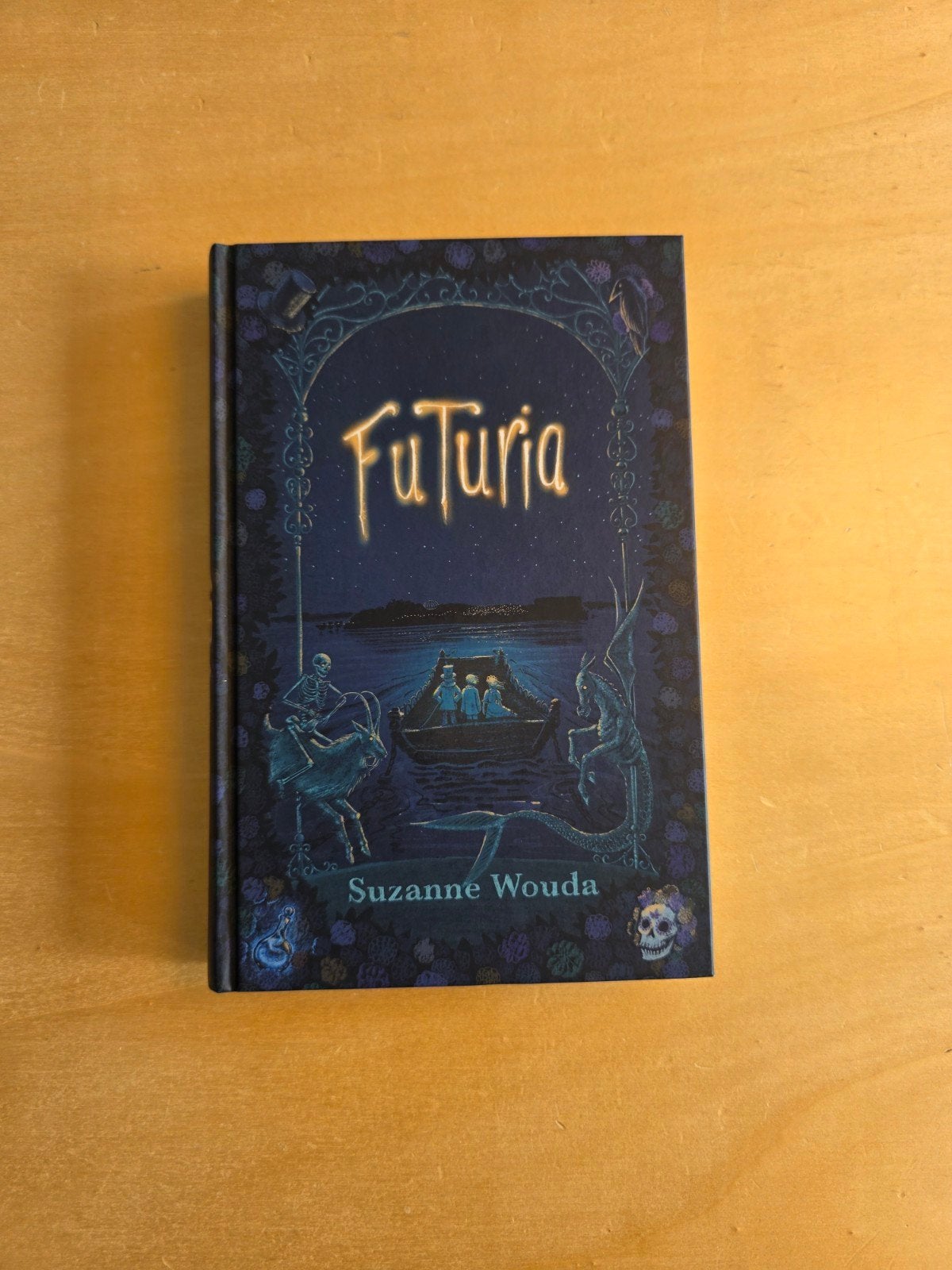 Futuria - Suzanne Wouda (Jeugdboek), Ophalen, Zo goed als nieuw