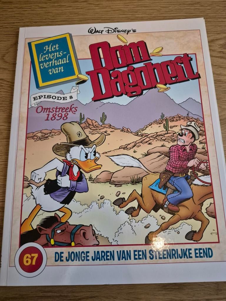 Walt Disney stripboek: het levensverhaal Oom Dagobert Duck, Ophalen of Verzenden, Zo goed als nieuw, Walt Disney, Eén stripboek