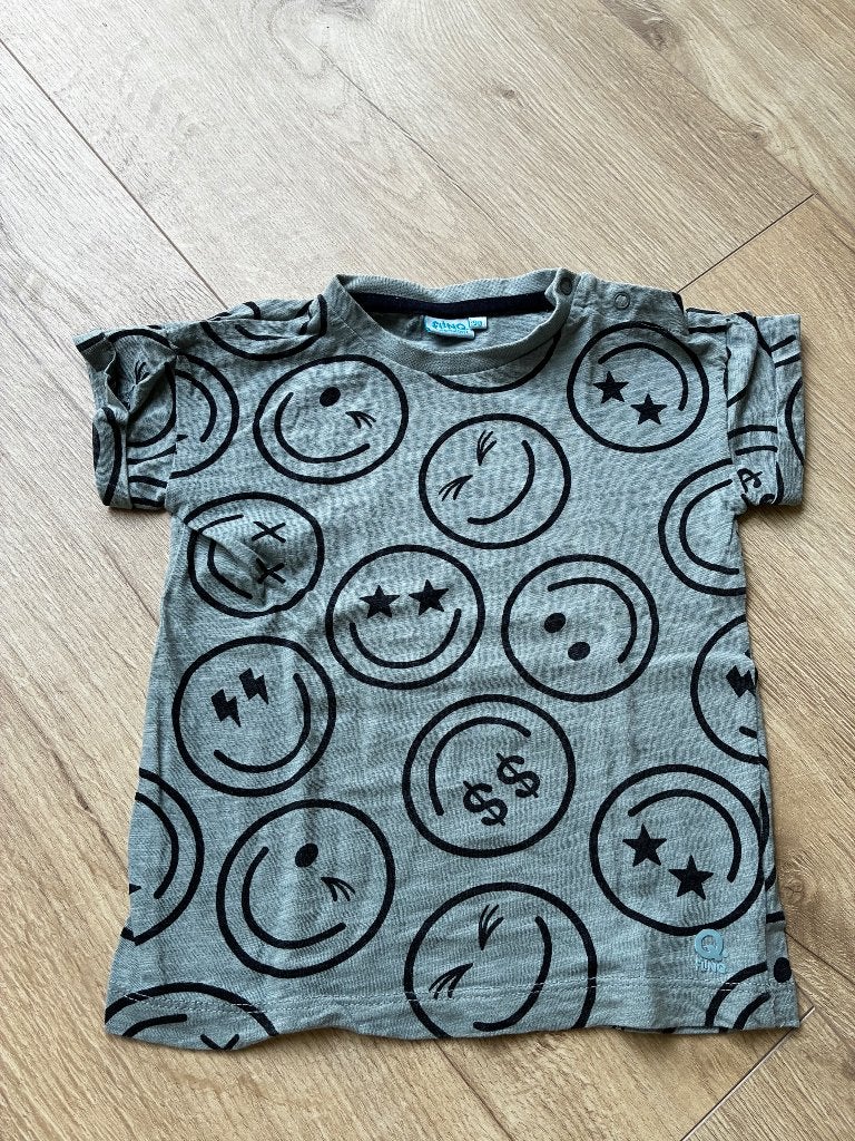 Mooi t-shirt met smileys grijs maat 98 merk FlinQ, Ophalen of Verzenden, Zo goed als nieuw, Jongen, Shirt of Longsleeve