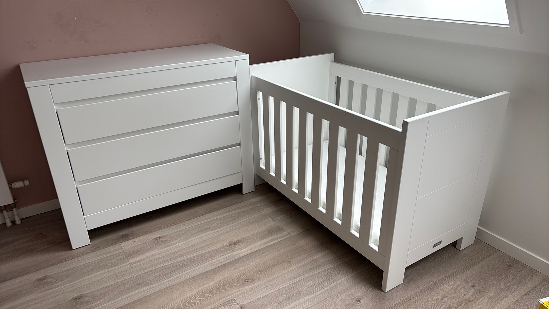 Bopita commode en ledikant (incl matras), Ophalen, 50 tot 70 cm, Zo goed als nieuw, 75 tot 100 cm