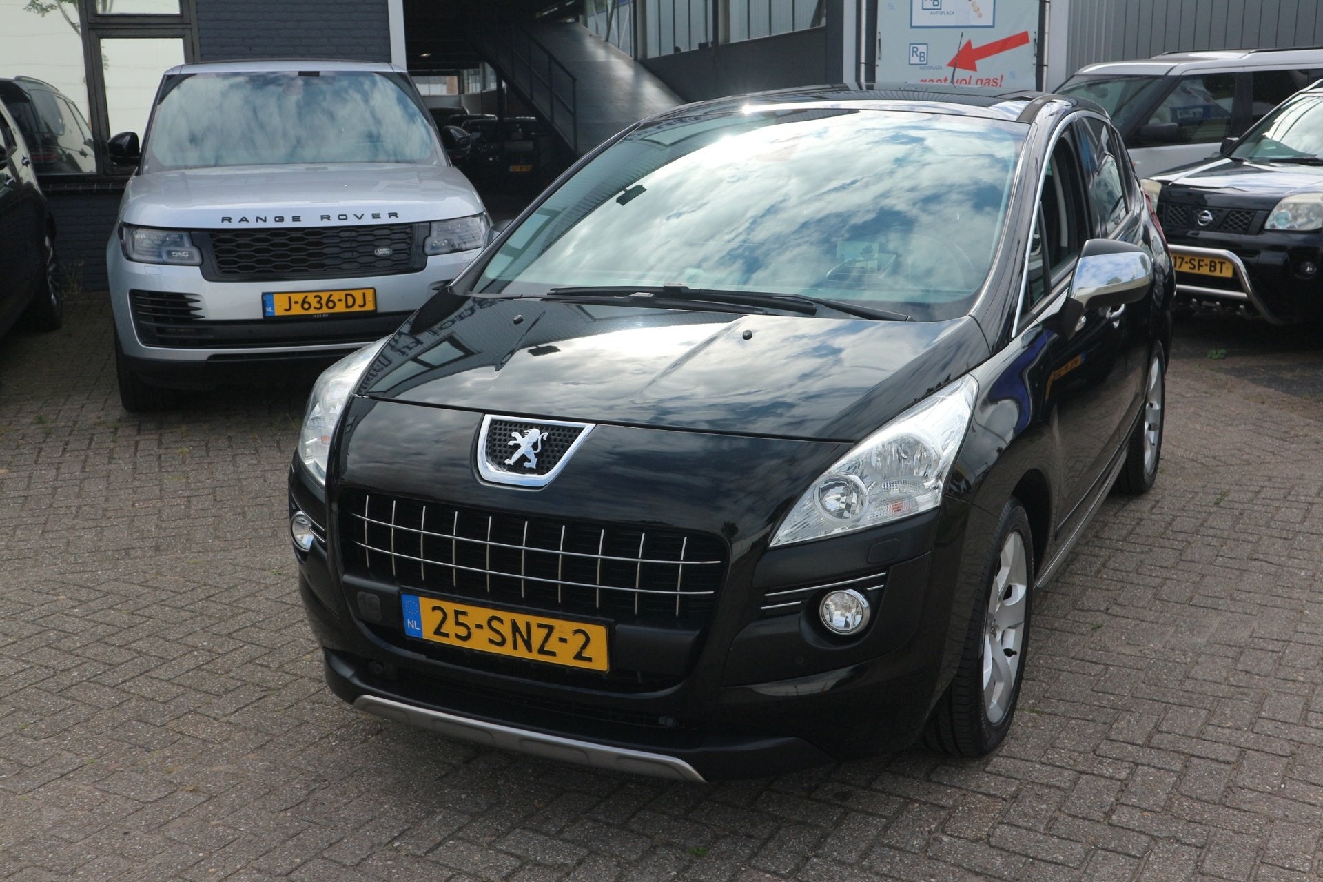 Peugeot 3008 1.6 / PANO / NAVI / HEAD UP ! ! !, Voorwielaandrijving, Euro 5, Gebruikt, 1434 kg