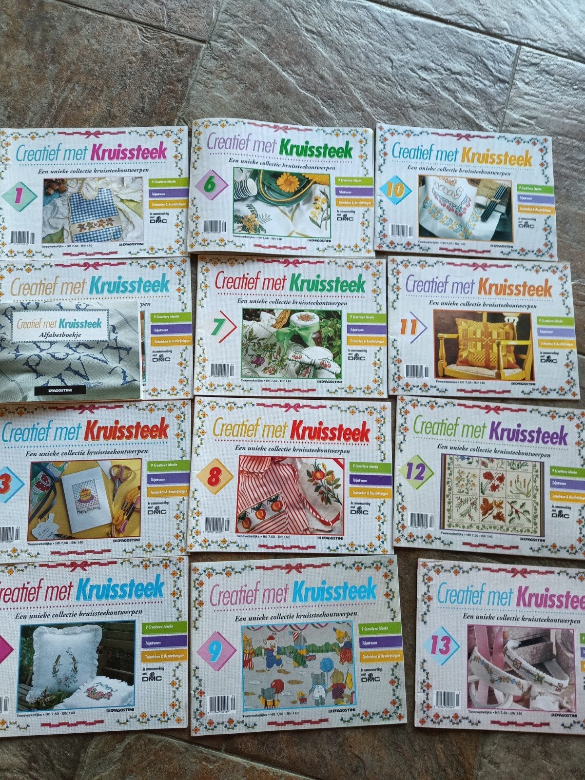 12 boekjes creatief met kruissteek, Ophalen of Verzenden, Patroon