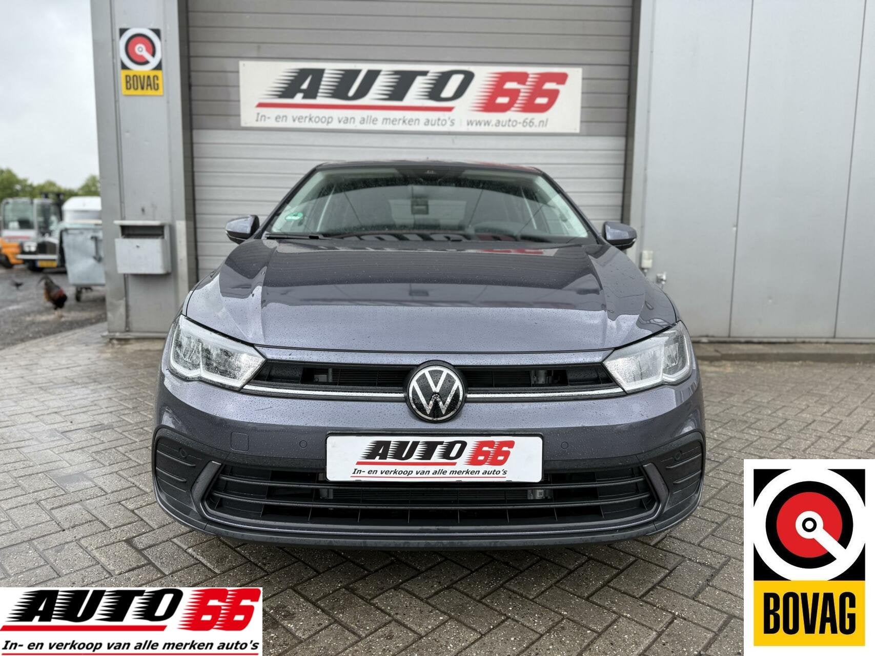 Volkswagen Polo 1.0 TSI Life Edition Camera CarPlay Navi AUT, Auto's, Gebruikt, Zwart, 95 pk, Met garantie (alle)