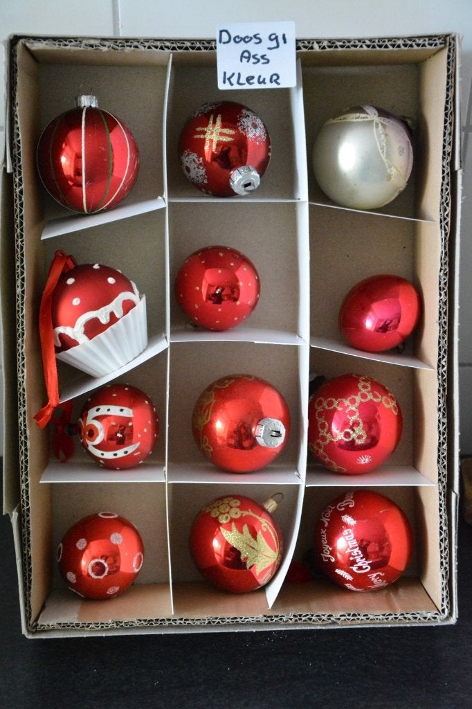 Kerstballen gekleurd Doos 91, Diversen, Ophalen of Verzenden, Zo goed als nieuw