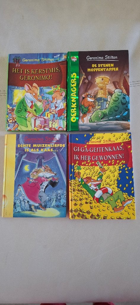 4 Boekjes van Geronimo Stilton, Ophalen of Verzenden, Zo goed als nieuw, Fictie algemeen