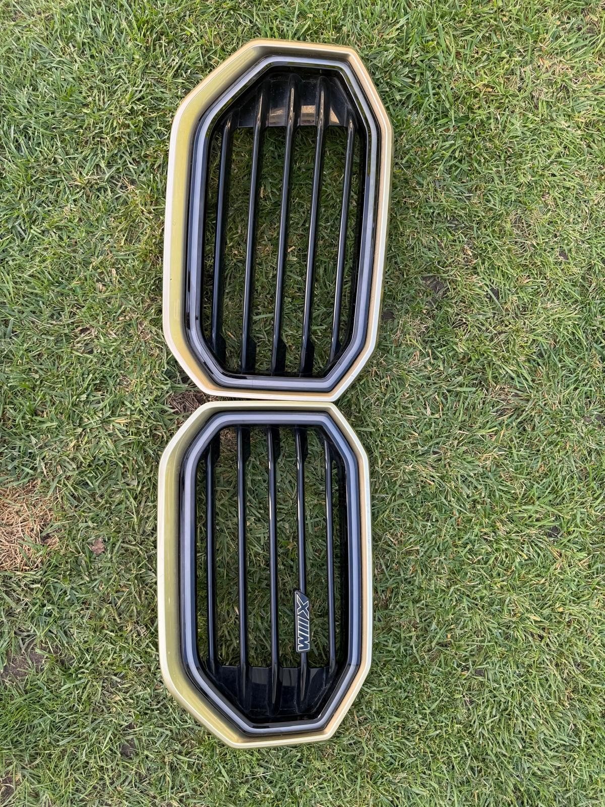 BMW XM Nierengrille (set) - Goud/Zwart - led, Gebruikt, Voor, Ophalen of Verzenden, Bumper
