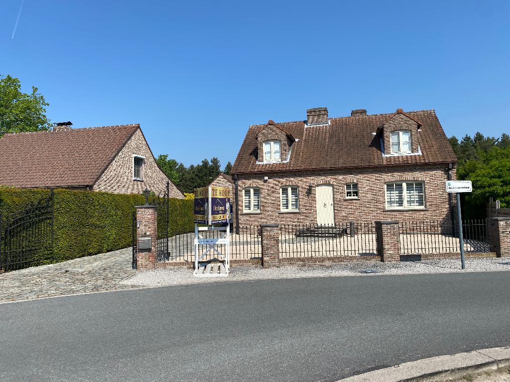 Mooi huis met groot magazijn en extra opslagruimte, Huizen en Kamers, Huizen te koop, Vrijstaande woning