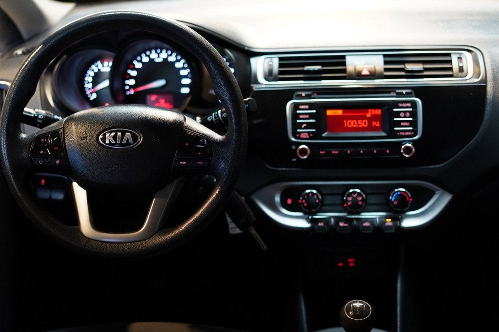 Kia RIO 1.2 CVVT ExecutiveLine | CRUISE | AIRCO | ELEK.RAMEN, Voorwielaandrijving, Gebruikt, Euro 6, 4 cilinders