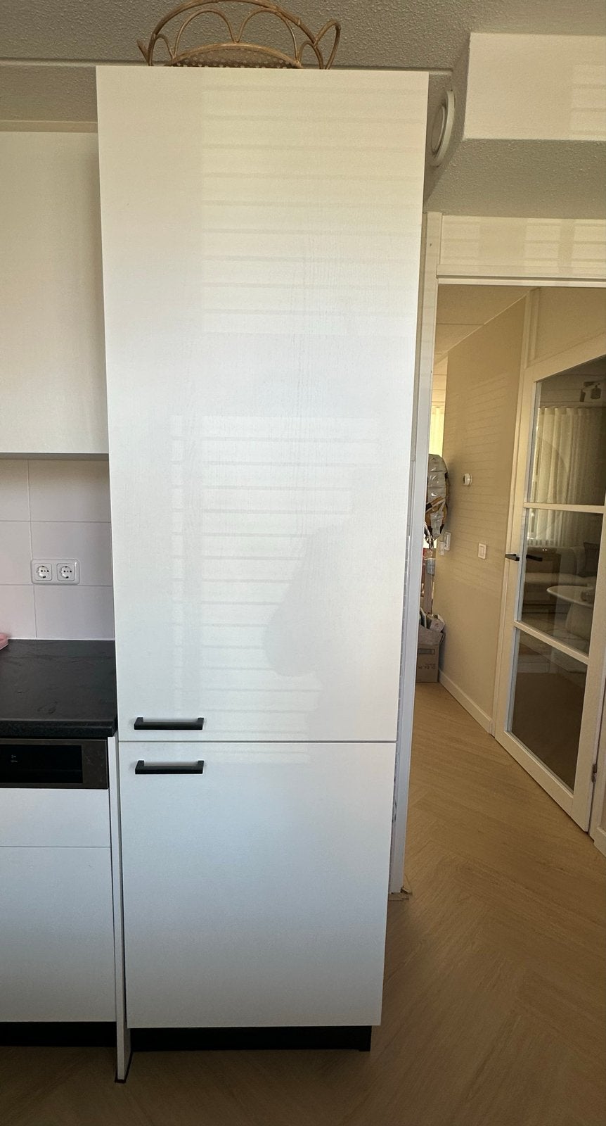 Bribus Hoge Kast voor Koel-Vriescombinatie/ woningbouwfront, Ophalen, Wit, 50 tot 100 cm, Zo goed als nieuw