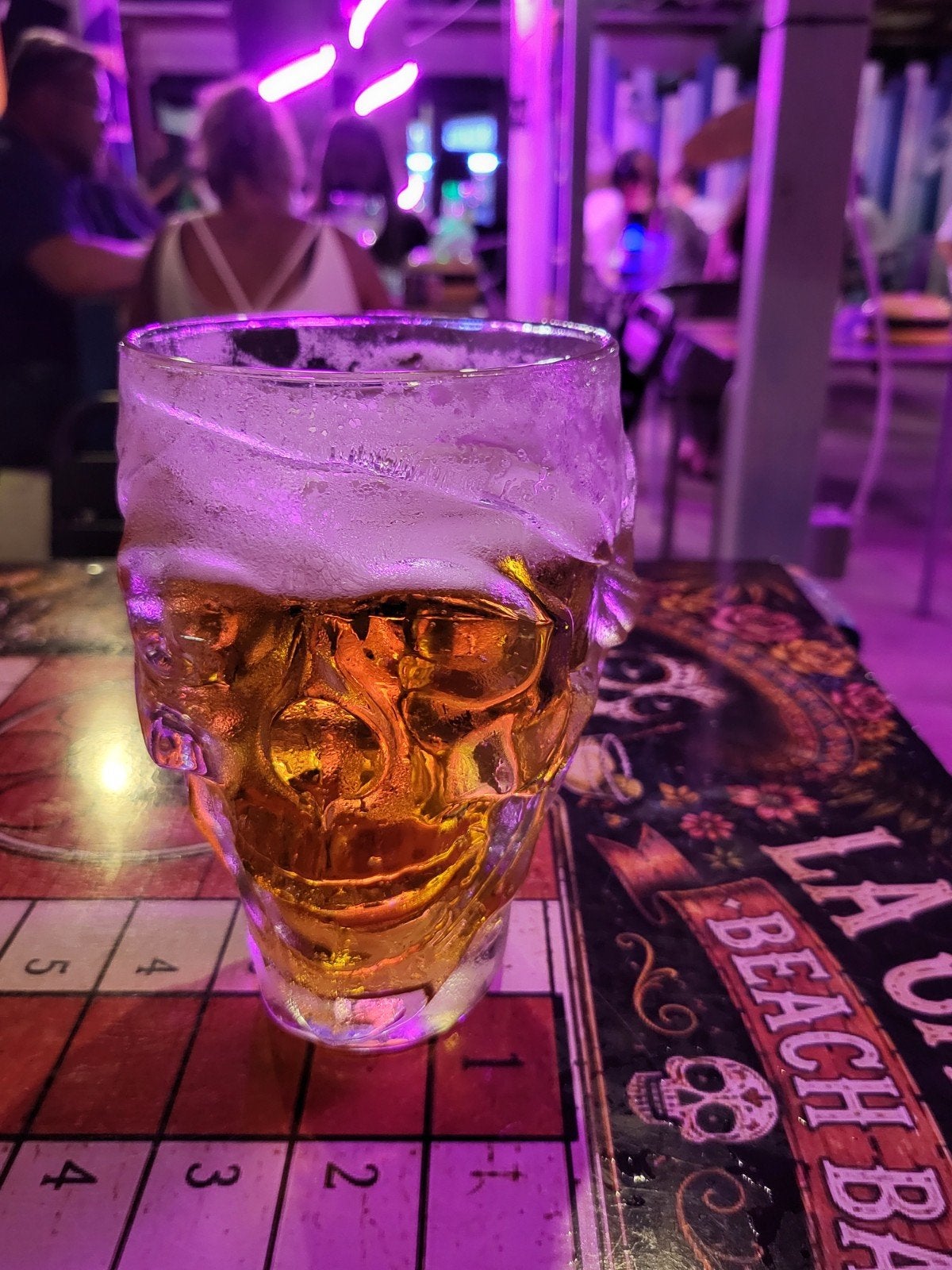 groot bierglas skull, Ophalen, Zo goed als nieuw, Glas of Glazen, Overige merken