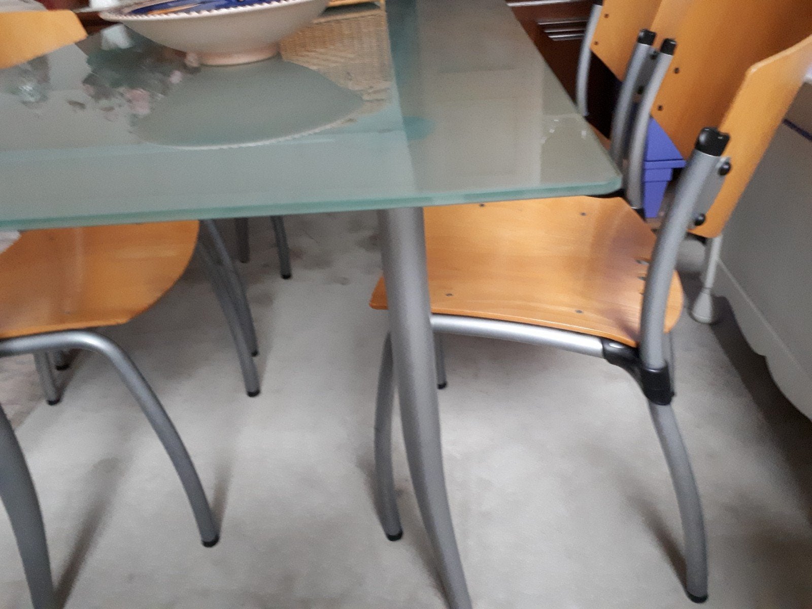 Een mooie praktische eethoek met 4 stoelen, Huis en Inrichting, Ophalen, Gebruikt, Overige houtsoorten, 50 tot 100 cm