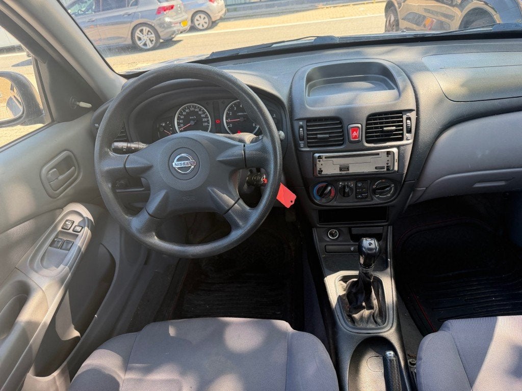 Nissan ALMERA 1.5 Visia AIRCO SEDAN 4 DRS RIJDT GOED NAP ORI, Auto's, Almera, Gebruikt, 4 cilinders, 98 pk
