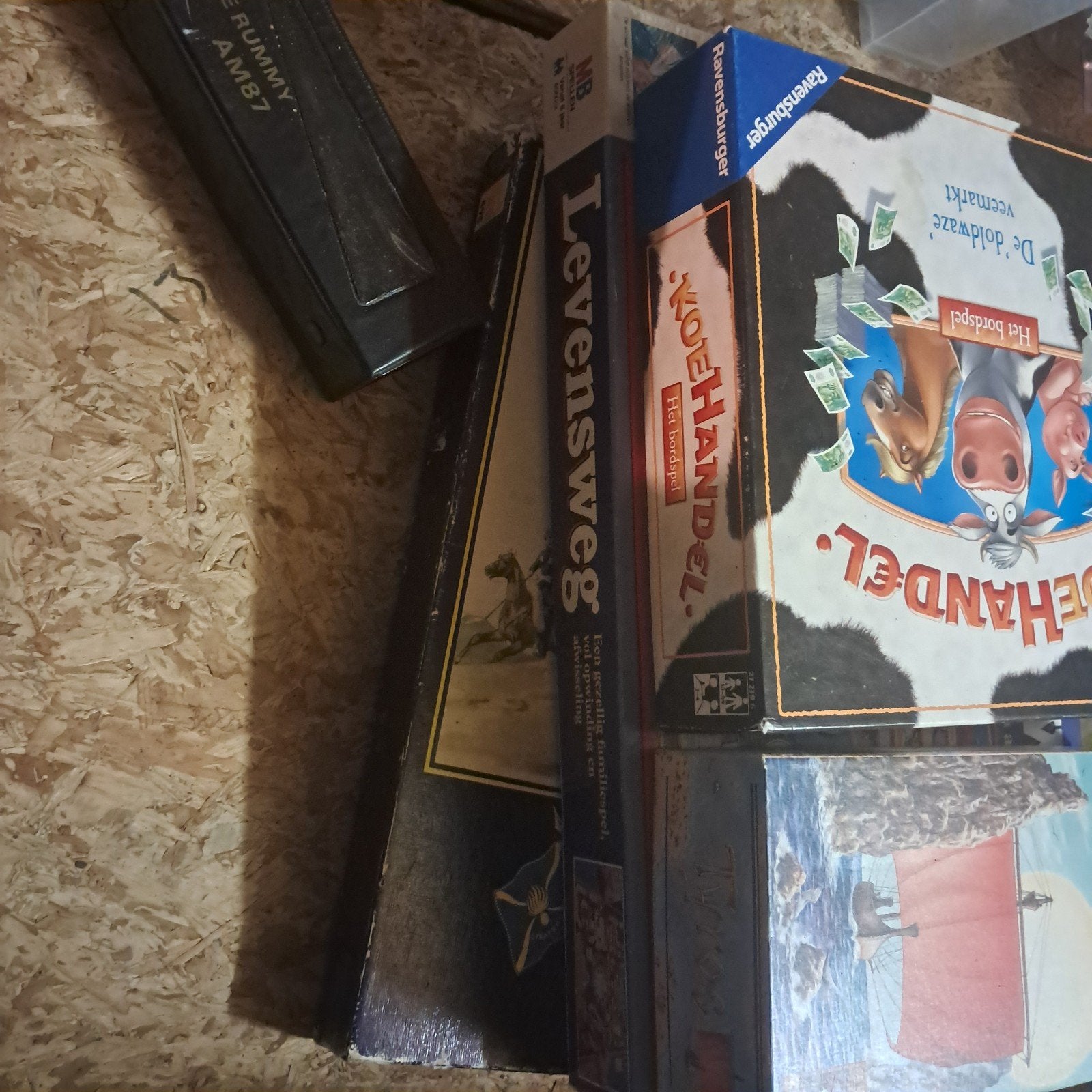 Diverse Bordspellen: Levensweg, Koehandel, Tile Rummy, Drie of vier spelers, Ophalen of Verzenden, Gebruikt, MB Spellen, Ravensburger